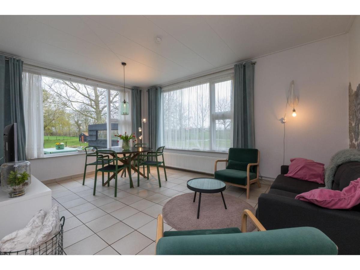 Apartment With Mini Campsite And Playground Vrouwenpolder Exteriér fotografie